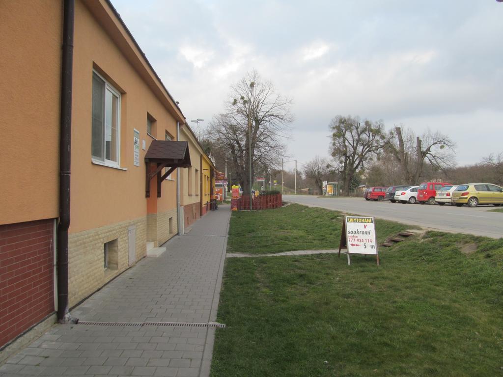 V Aleji - Ubytovani V Soukromi Valtice Extérieur photo